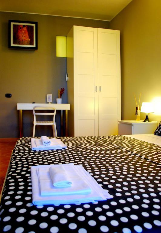 Bed And Breakfast Charming House บาร์เลตตา ห้อง รูปภาพ