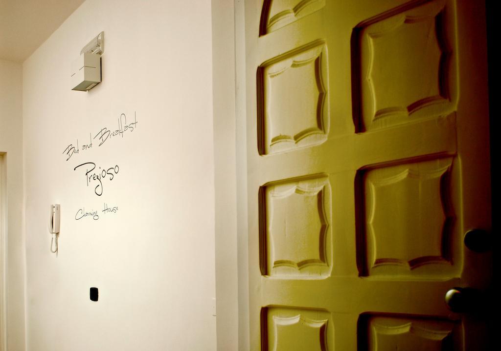 Bed And Breakfast Charming House บาร์เลตตา ภายนอก รูปภาพ