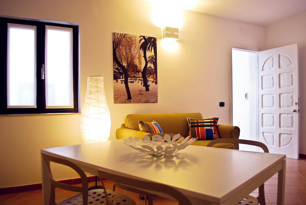 Bed And Breakfast Charming House บาร์เลตตา ห้อง รูปภาพ